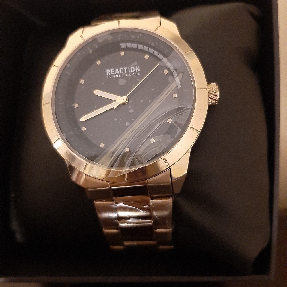 Kenneth Cole Reaction Watch - Picture 5 of 5
